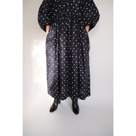 Sister  /  polkadot   black