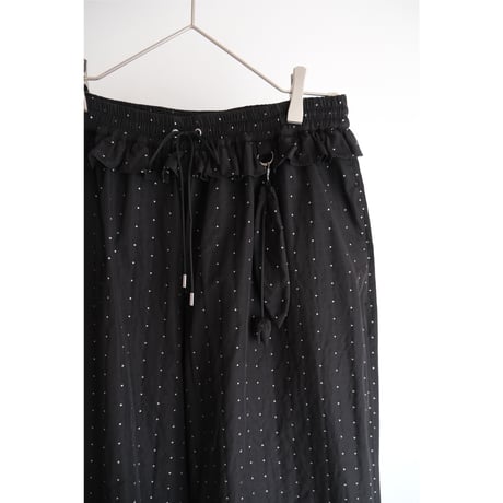 Twinkling / black