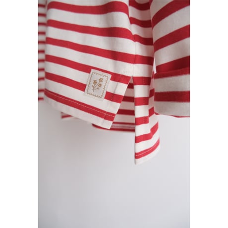 yacht / red