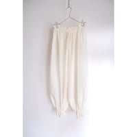 KINTOTO pants / ecru