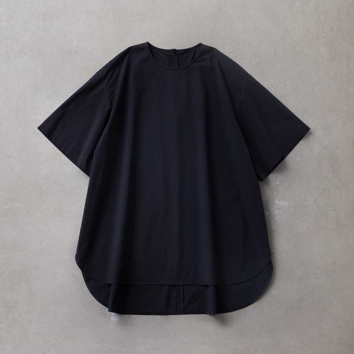 やまねっこ様 山根亜希子さんコラボ・ル フィルのTブラウス＜ブラック＞ | mi-mollet