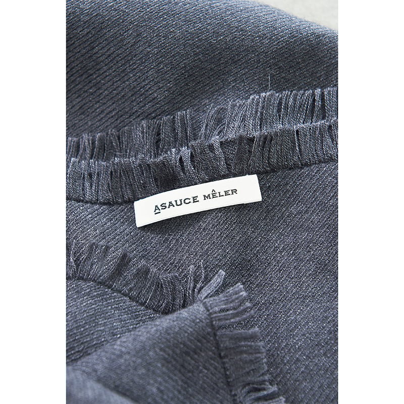 新品未使用【ミモレ別注】アソースメレのカシミヤシルク混ストール　チャコールグレー ミモレ別注】アソースメレのカシミヤシルク混ストール