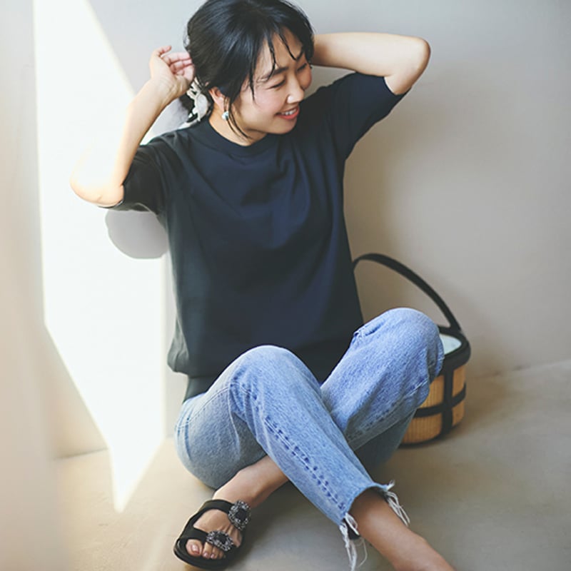 ミモレ別注】スローン 半袖黒ニット【数量限定】 | mi-mollet STORE ミモレ別注】スローン 半袖黒ニット【数量限定】 | mi-mollet STORE