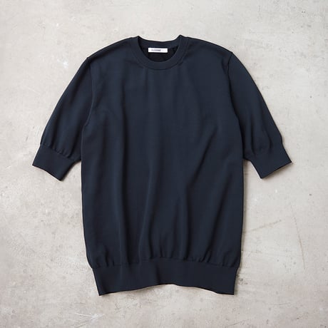 【ミモレ別注】スローン 半袖黒ニット【数量限定】
