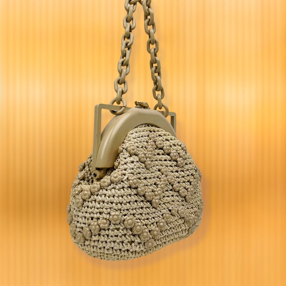 627de98b1d6b106537efcda0