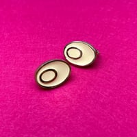 Beige Circle Pierce