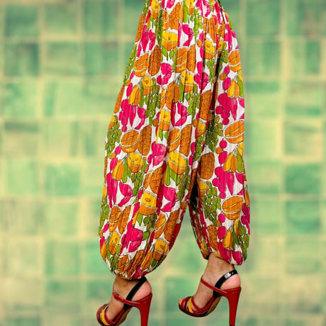 70’s Sleeveless Fruit Print Jumpsuit