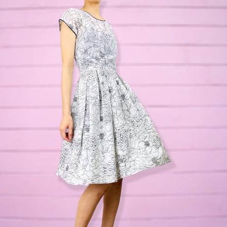 50’s Black and White Floral Print Day Dress