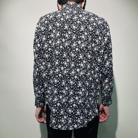 小花総柄シャツ(ブラック)