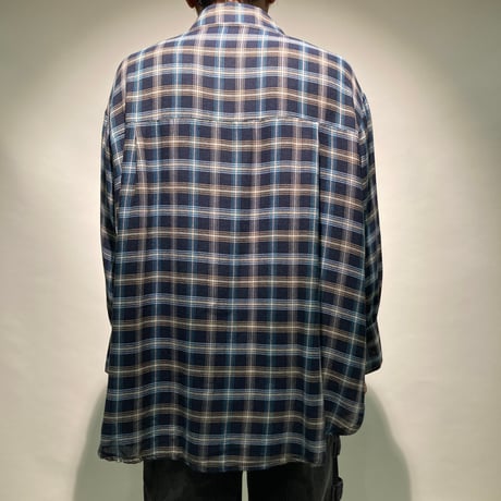 オーバーチェックシャツ