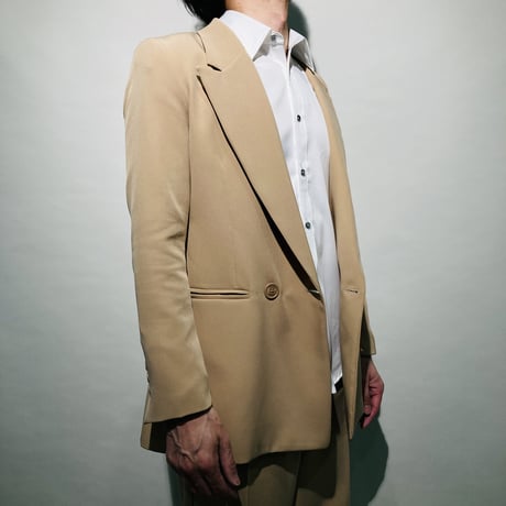 ダブルジャケットセットアップスーツ
