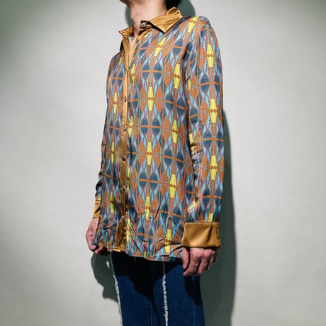 クレリックレトロ総柄シャツ