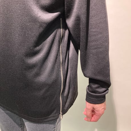 裾ZIP TEE(ブラック)
