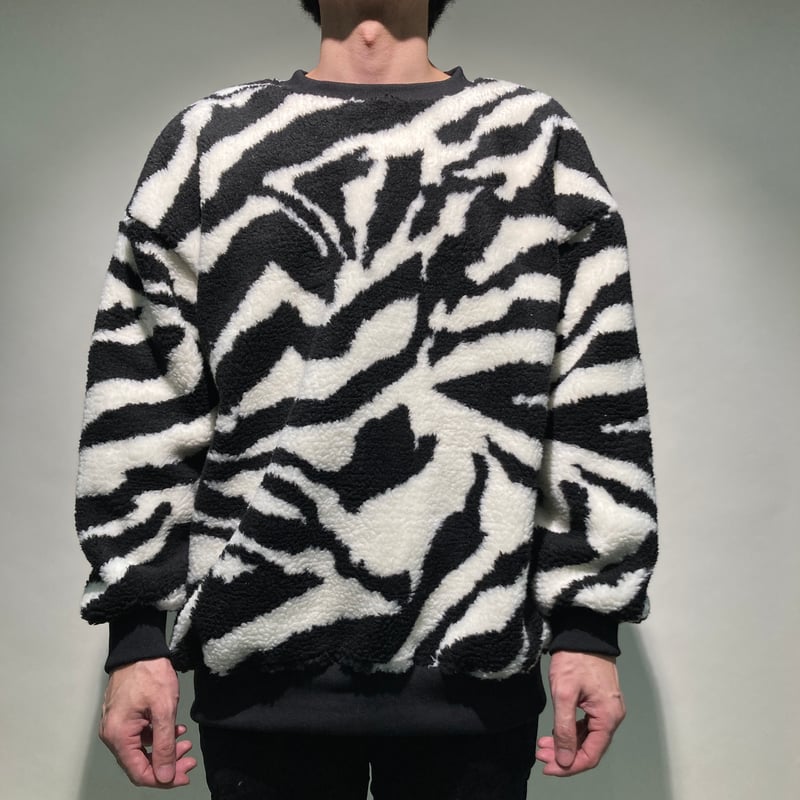 ゼブラ柄ボアトレーナー | HOS NOW