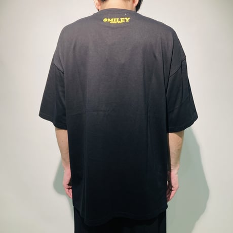 1 ポイントフラワースマイルルーズTEE(ブラック)