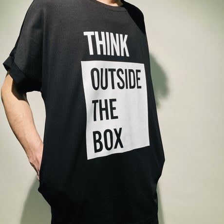 OUT SIDEプリントフレンチスリーブTEE(ブラック)