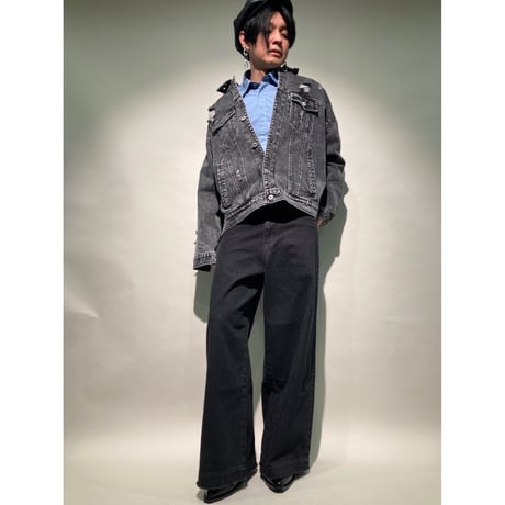 ハイウエストワイドブラックカットオフデニム