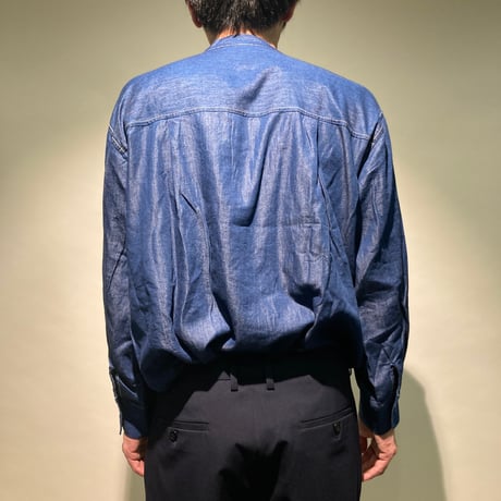 フリルバンドカラーシャンブレーデニムシャツ