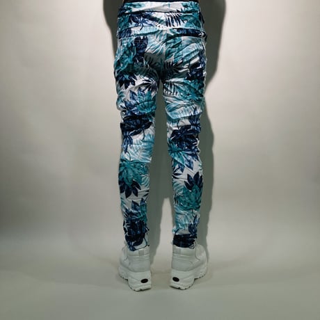 花柄シュリンクイージーパンツ