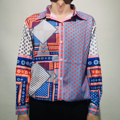 ランダムドット総柄シャツ