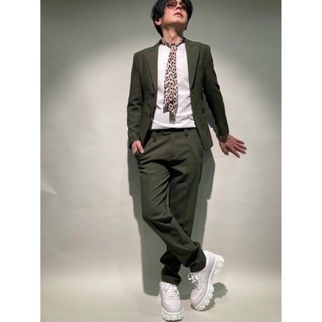 ピークドラペル2B2Pスーツ(カーキ)