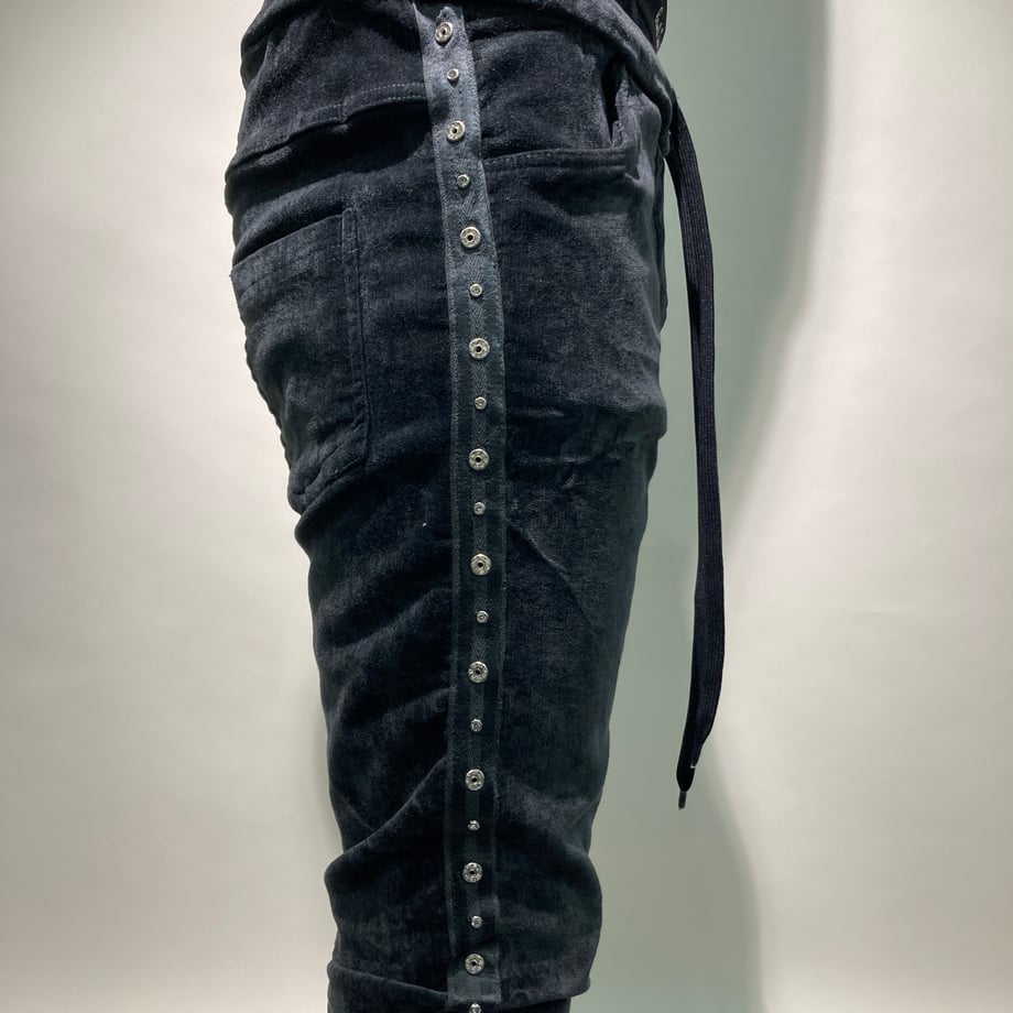 656f1b954c088e06b735d16d