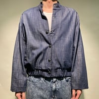 ノーカラーショートデニムブルゾン