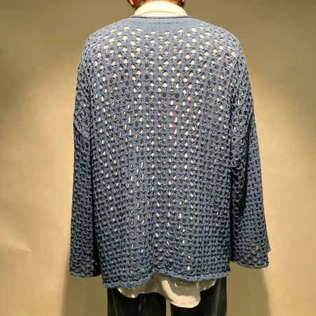 メッシュクルーニット