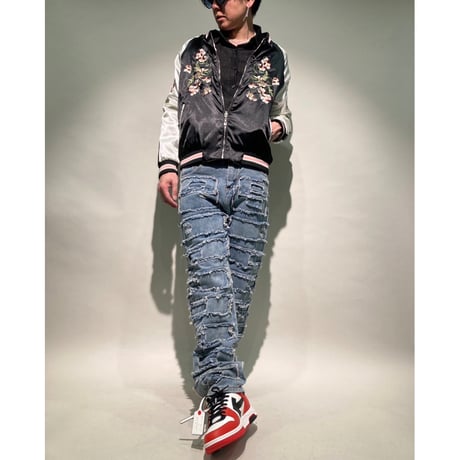 スタッズ総柄シャツ