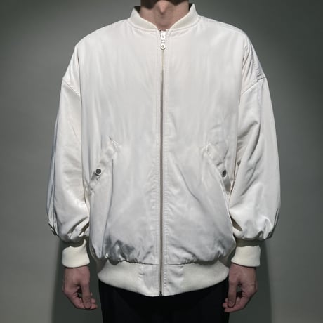 【美品】クロノス cronos MA-1 ジャケット　ブルゾン ホワイト 美品】クロノス cronos MA-1 ジャケット ブルゾン ホワイト