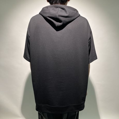 ミニ裏毛ハトメアイコンパーカー