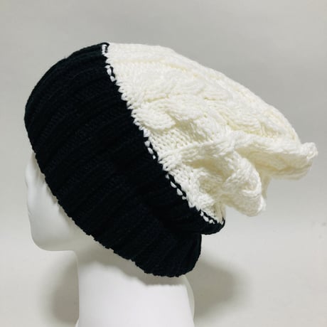 ケーブル編みコンビニットCAP