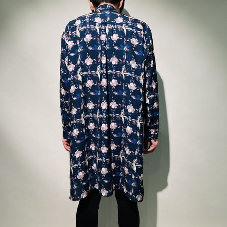 フラワーチェック総柄ロングシャツ