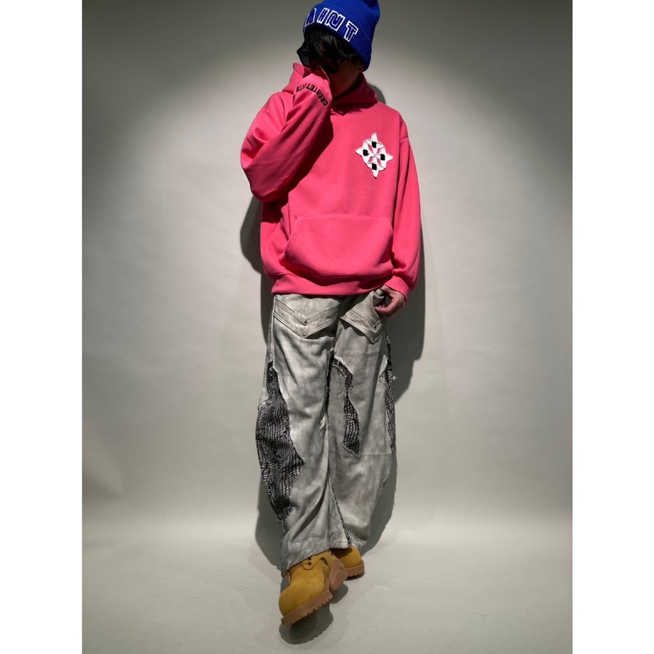 694d2d99444dc8baf8584ef0