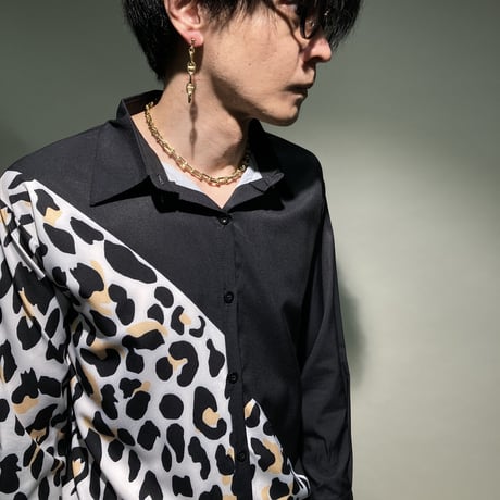 Leoバイアスシャツ