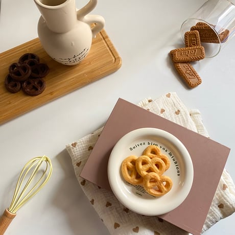 pretzel cookie set