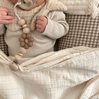 maron chocolate toy holder