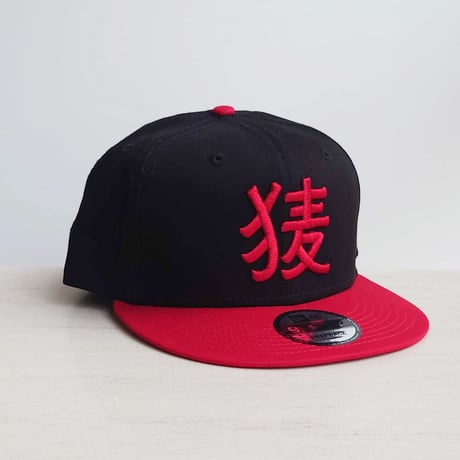 BakEra バクロゴキャップ Black × Red【NewEra 9 FIFTY】