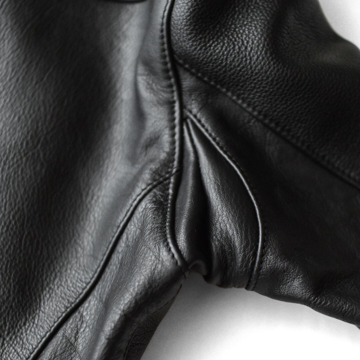 受注生産】セミオーダーキルティングWライダース/左袖ZIPあり