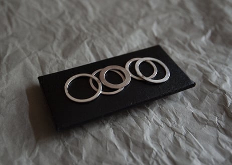 Flat ring