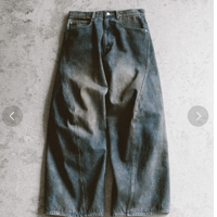 WYM twisted curved wide denim