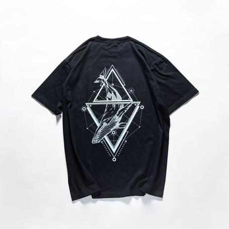 BLVELY Logo T-shirt