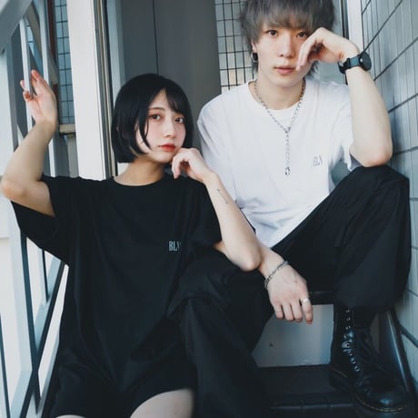 BLVELY Logo T-shirt