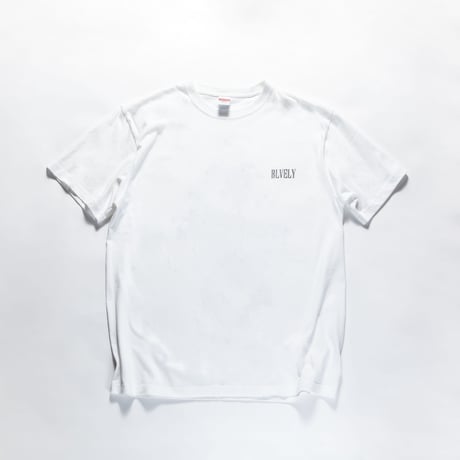 BLVELY Logo T-shirt