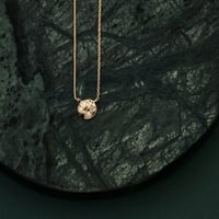 LADYBIRD ネックレス［Yellow Gold × White Diamond］