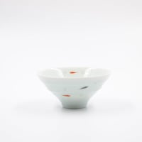 青白磁メダカ平茶碗