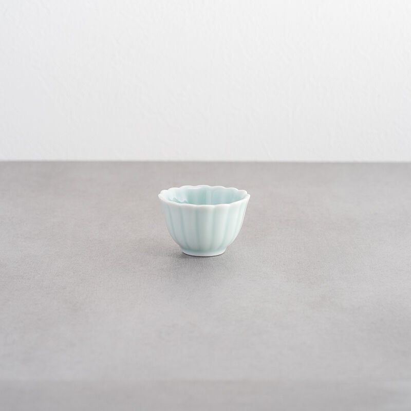 鍋島青磁菊豆小鉢 | 鍋島 虎仙窯オンラインストア