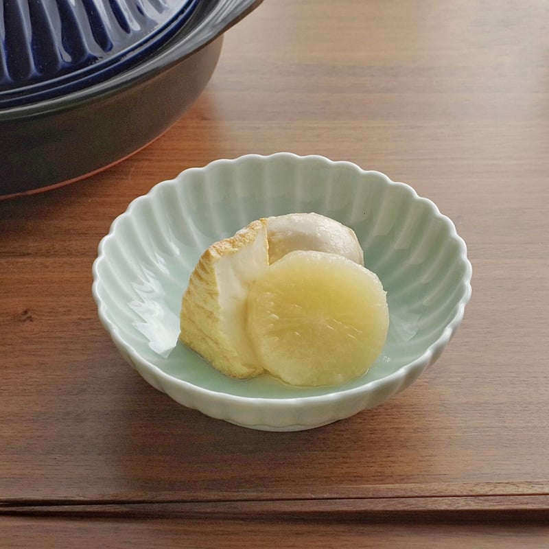 青磁菊32方5寸鉢（深） | 鍋島 虎仙窯オンラインストア