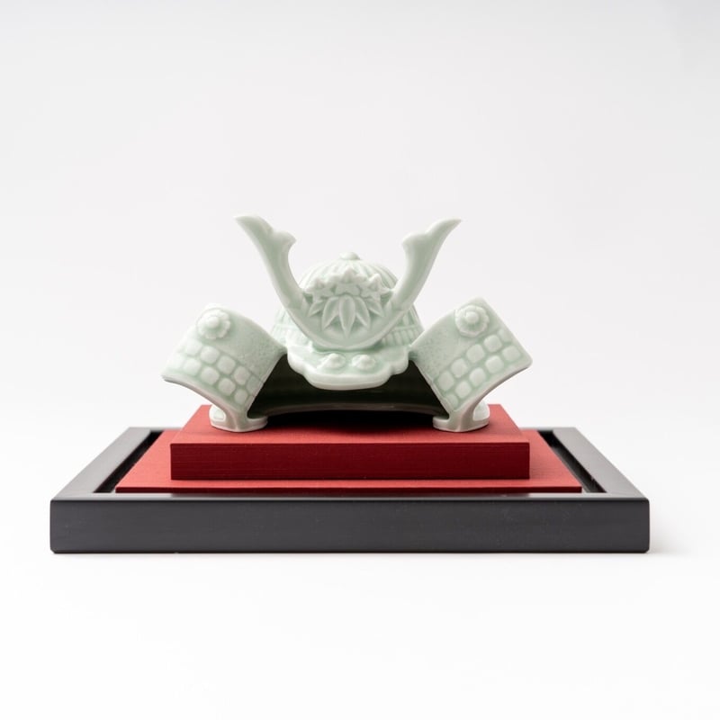 [珍] 青磁「唐人舟押し」置物　小物入　インテリアグッズ　作家加藤実在銘　逸品 珍] 青磁「唐人舟押し」置物 小物入 インテリアグッズ 作家加藤