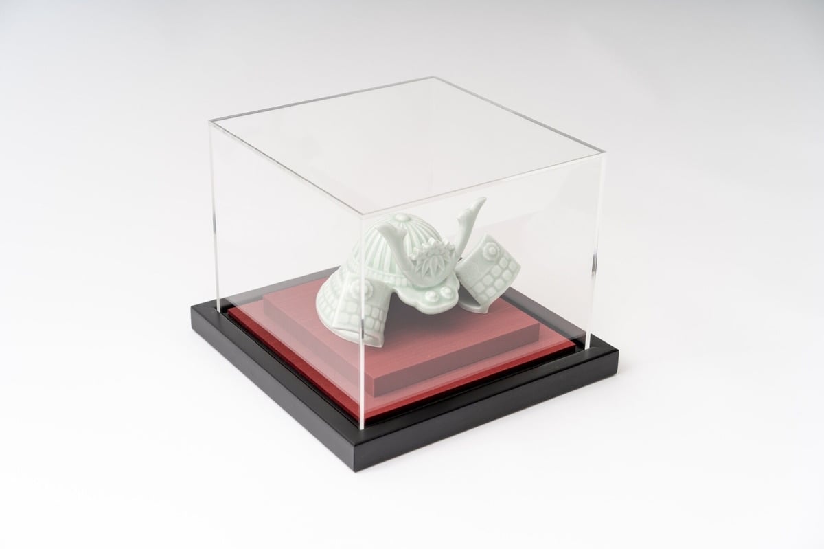 [珍] 青磁「唐人舟押し」置物　小物入　インテリアグッズ　作家加藤実在銘　逸品 珍] 青磁「唐人舟押し」置物 小物入 インテリアグッズ 作家加藤